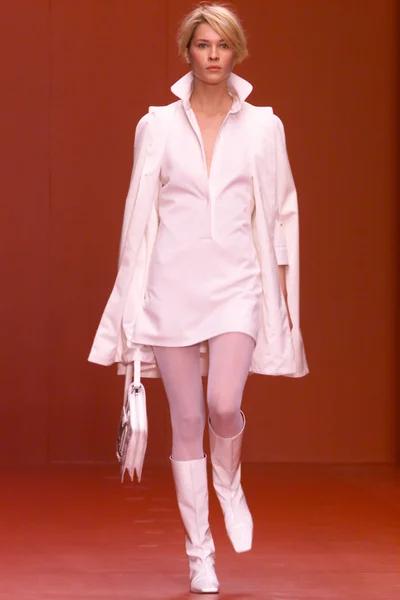 Look 2